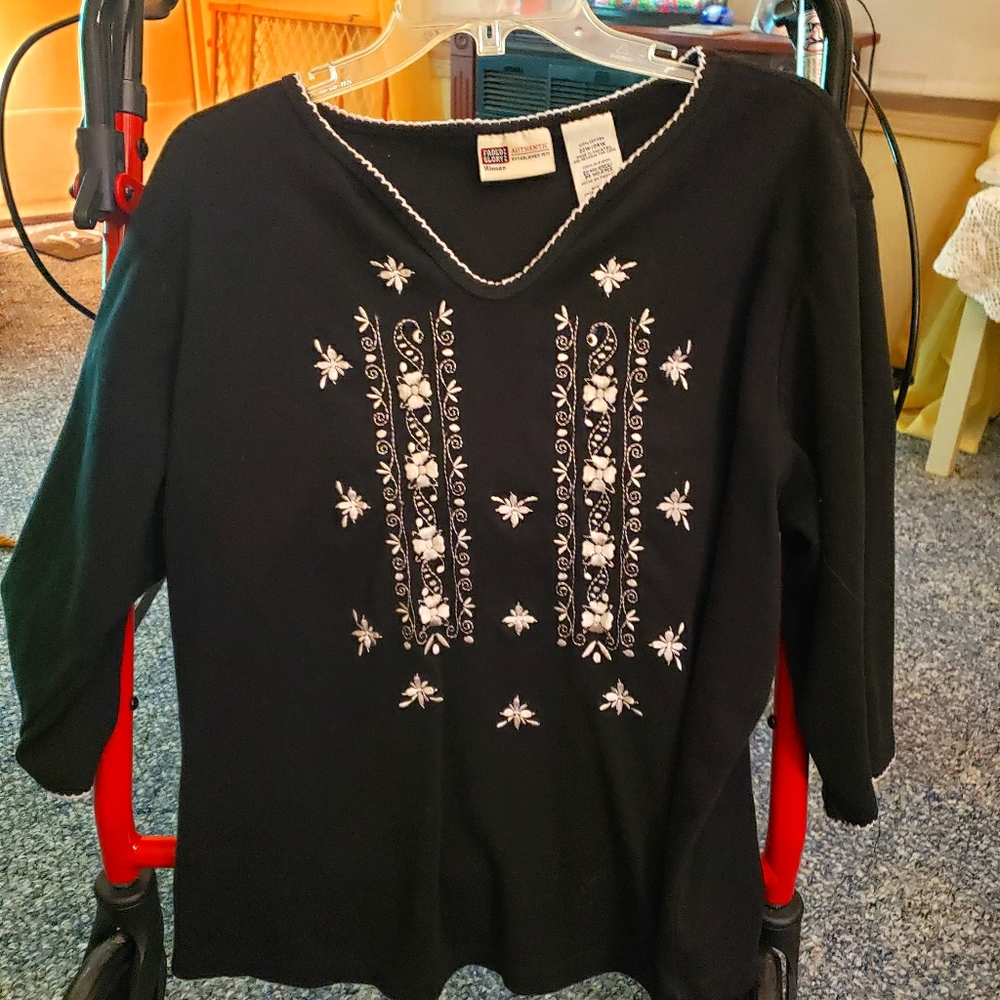 Pullover 3quarter sleeve shirt